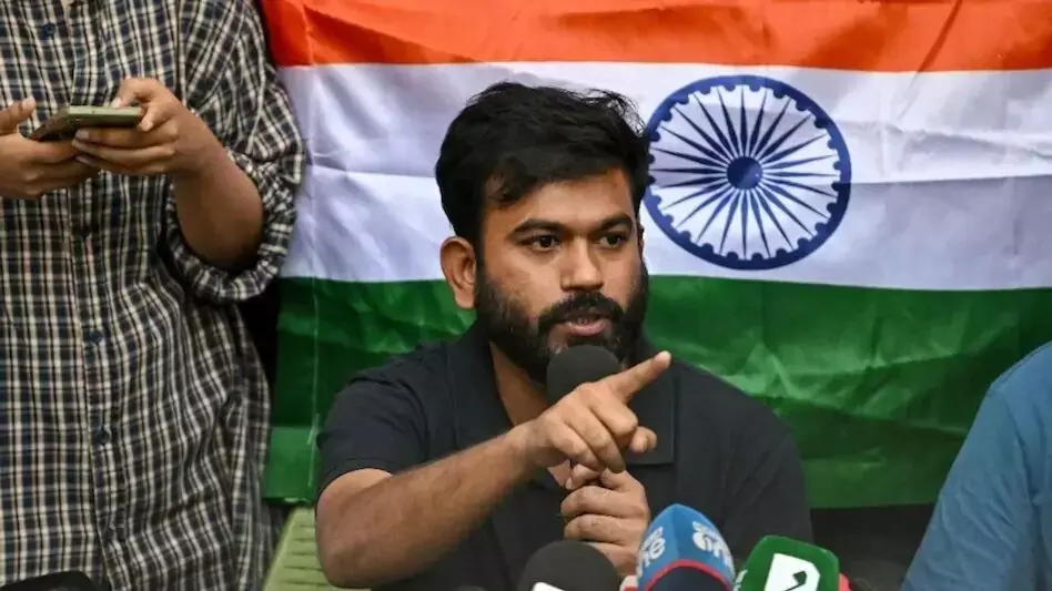 अभिजीत दिपके का ऐलान, CJP करेगी कांग्रेस की रैली का समर्थन, 1 नवंबर को दिल्ली में जुटेंगे विपक्षी नेता अभिजीत दिपके का ऐलान, CJP करेगी कांग्रेस की रैली का समर्थन, 1 नवंबर को दिल्ली में जुटेंगे विपक्षी नेता
