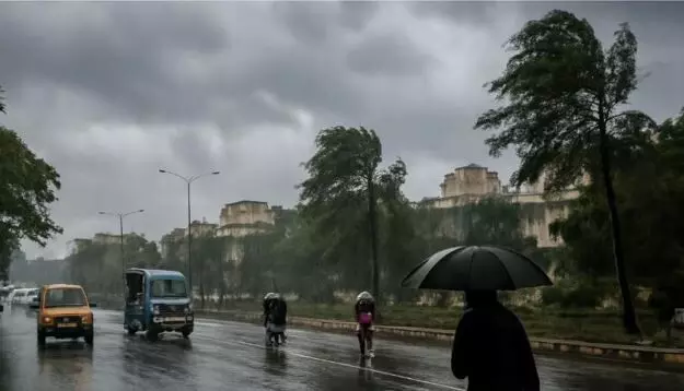 IMD Weather Alert: बंगाल की खाड़ी में बना रहा एक और गहरा डिप्रेशन, अरुणाचल से छत्तीसगढ़ तक भारी बारिश का अलर्ट IMD Weather Alert: बंगाल की खाड़ी में बना रहा एक और गहरा डिप्रेशन, अरुणाचल से छत्तीसगढ़ तक भारी बारिश का अलर्ट